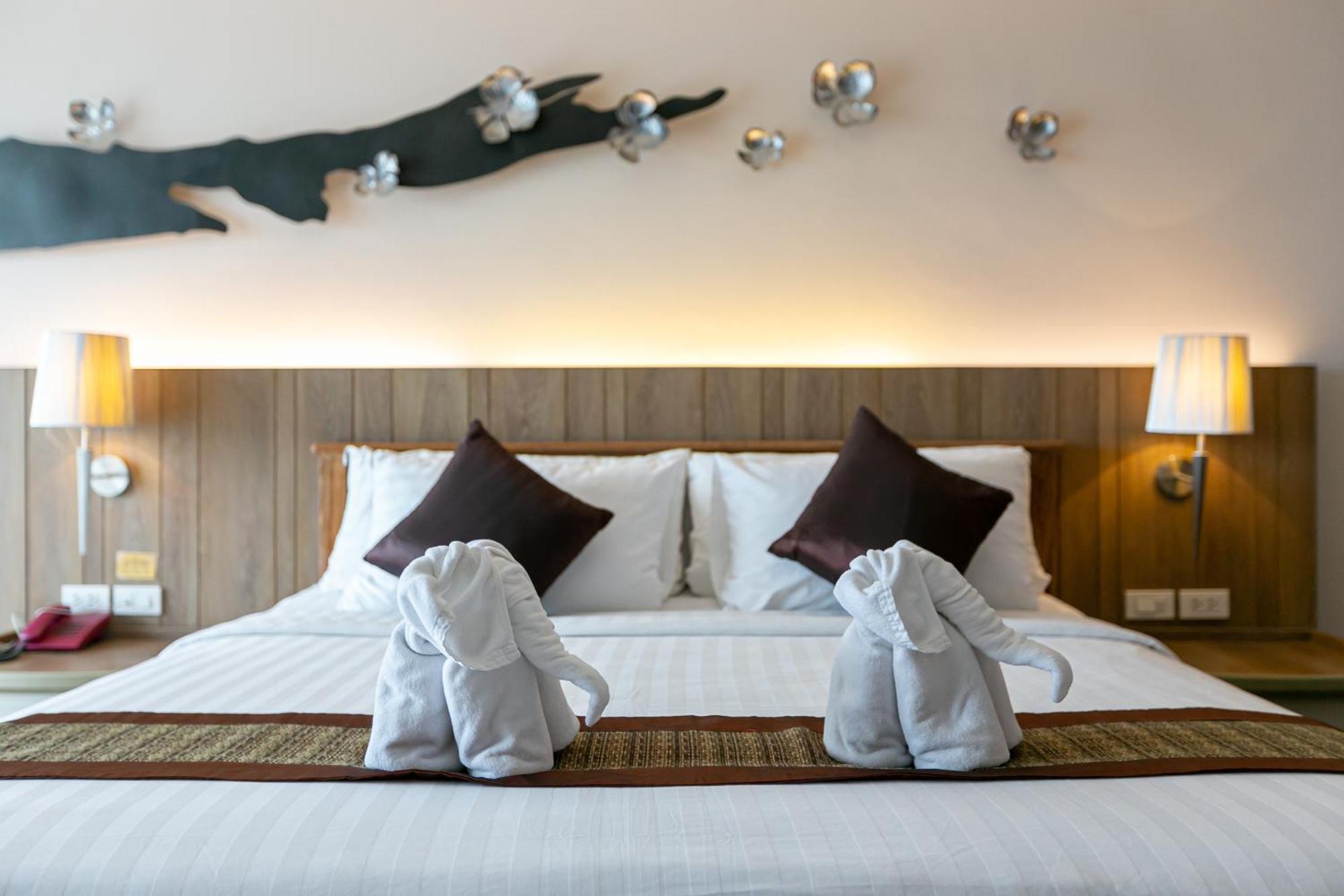 Grand Ratchapruek Hotel Pakkret Kültér fotó