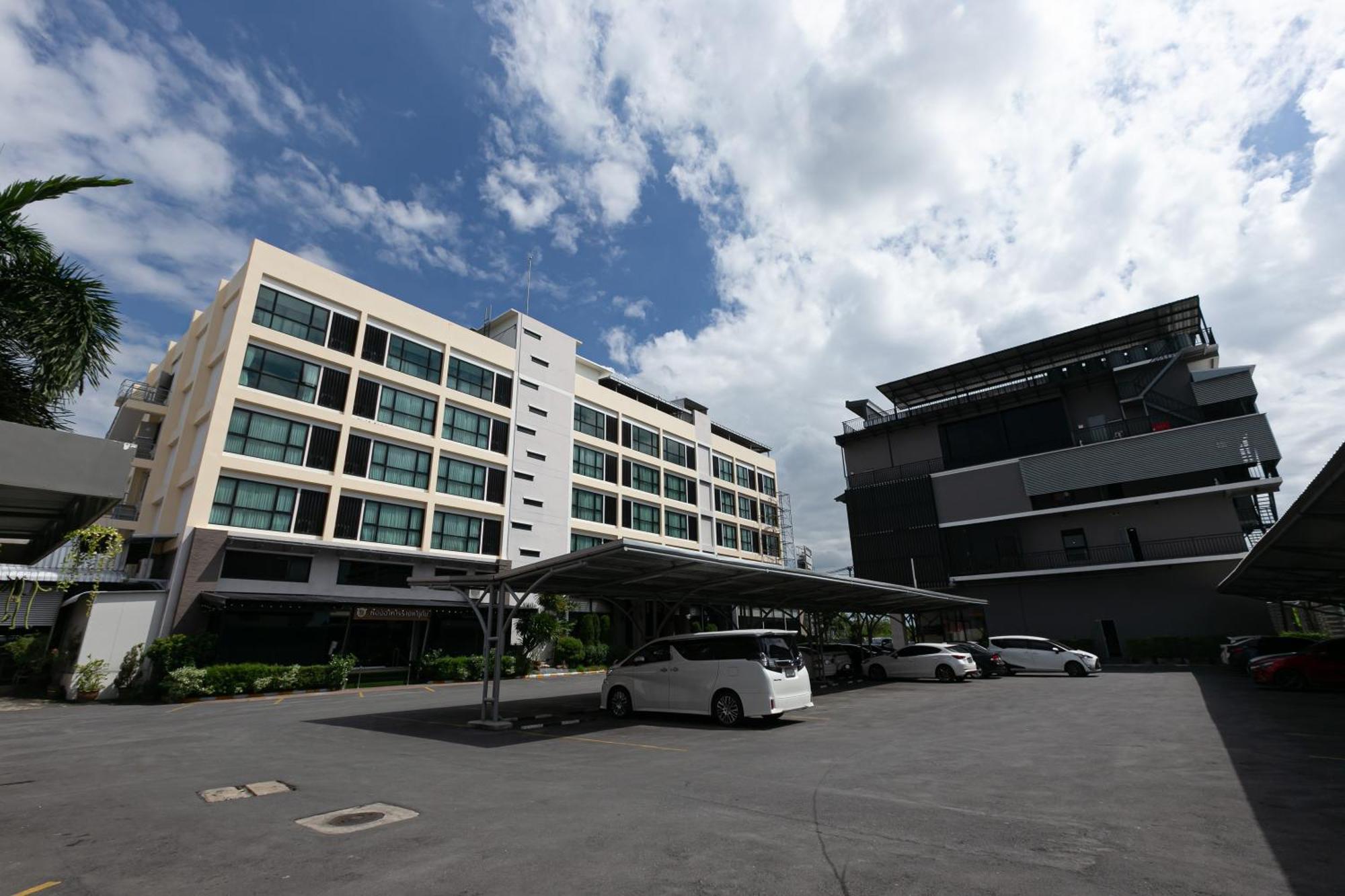 Grand Ratchapruek Hotel Pakkret Kültér fotó