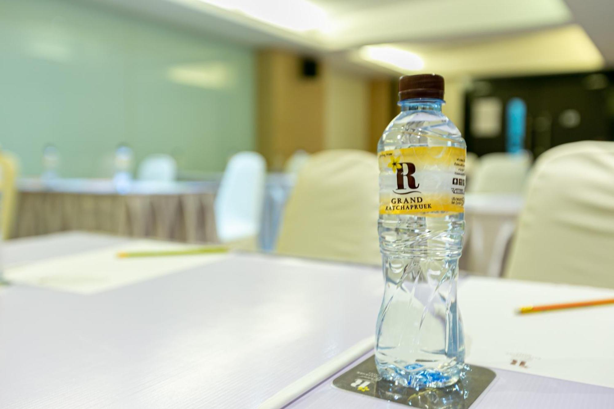 Grand Ratchapruek Hotel Pakkret Kültér fotó